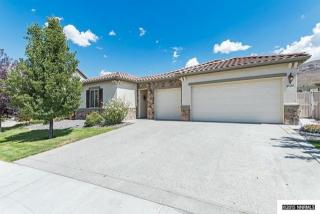 10680 Summer Glen Dr, Reno, NV 89521-8209