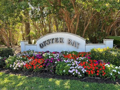 1185 Cherrystone Ct, Naples, FL 34102-2419