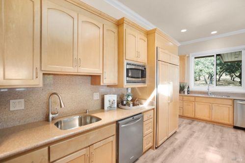 4933 Harville Rd, Santa Rosa CA  95409 exterior