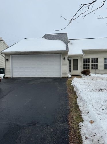 535 Slifer St, Portage, WI 53901-1256