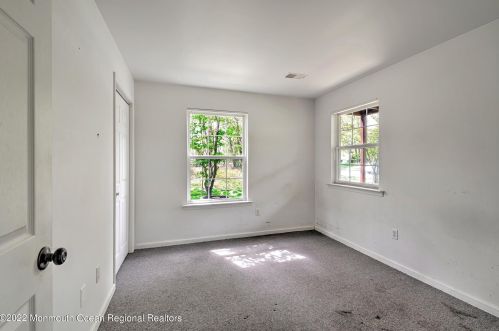 147 Harlequin Glade, Berkeley Township NJ  08721-1394 exterior