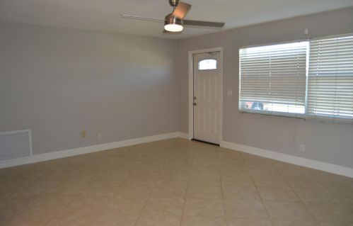 908 7th Ave, Boynton Beach, FL 33426-4749