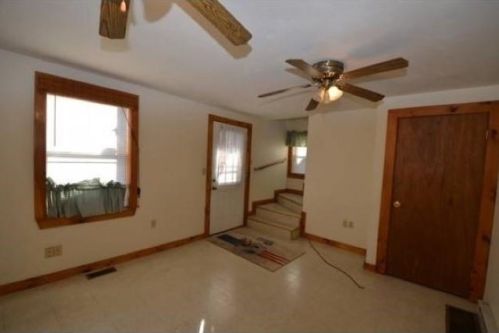 12 Quincy St, Nashua NH  03060-3417 exterior