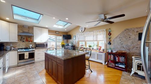 710 Stewart Ave, Bethpage NY  11714-2715 exterior