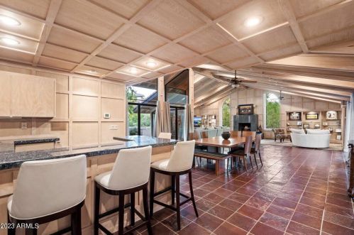 3301 Rovey Ave, Scottsdale AZ 85250-5824 exterior