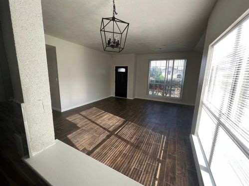 705 Kristi Ln, Cedar Hill, TX 75104-2809