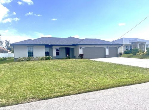 2224 2nd Ter, Cape Coral, FL 33990-1405
