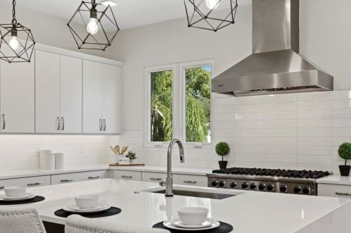 621 Pne St, Orlando FL 32824-7750 exterior