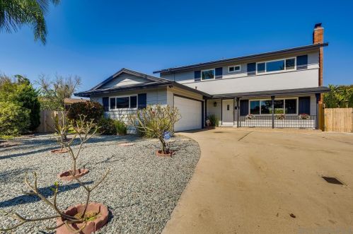 6555 Elmcrest Dr, San Diego, CA 92119-2926