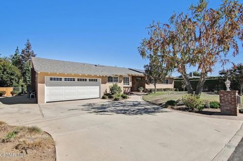 1270 Carmel Dr, Simi Valley, CA 93065-4118