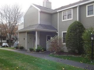 212 Grenadier Ct, Clifton Park Center, NY 12065-6544