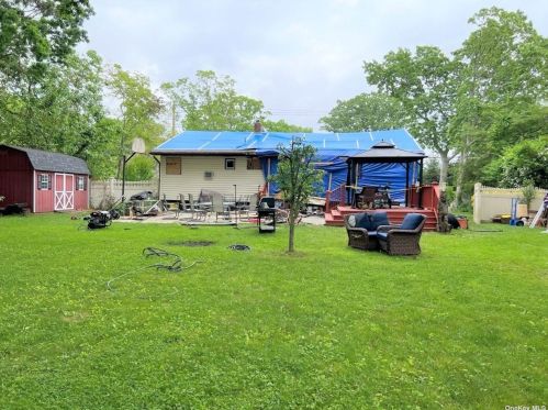 2188 Feuereisen Ave, Hauppauge, NY 11779-6308