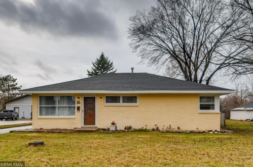 5325 Camden Ave, Minneapolis, MN 55430-3205
