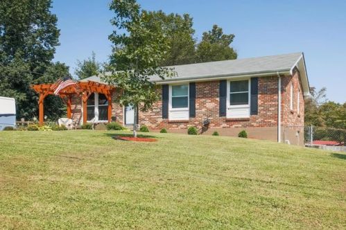 1307 Old Gratton Rd, Clarksville, TN 37043-2523