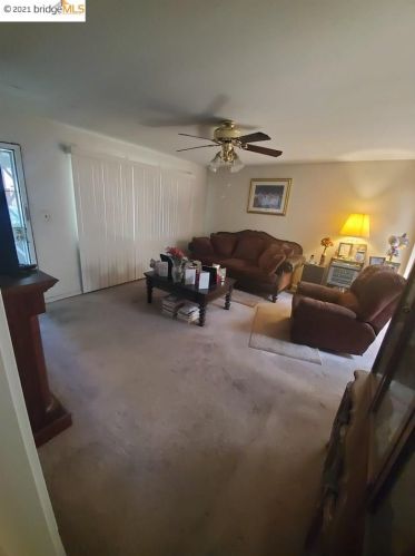 966 Billings Blvd, San Leandro, CA 94577-1320