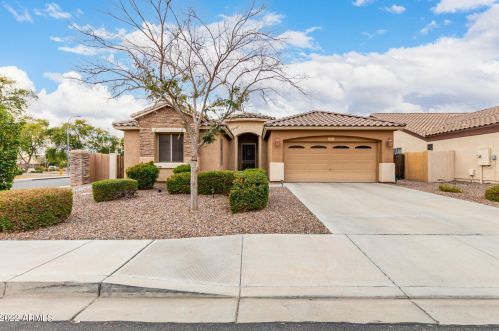 3890 Ashley Dr, Chandler AZ 85249-5261 exterior