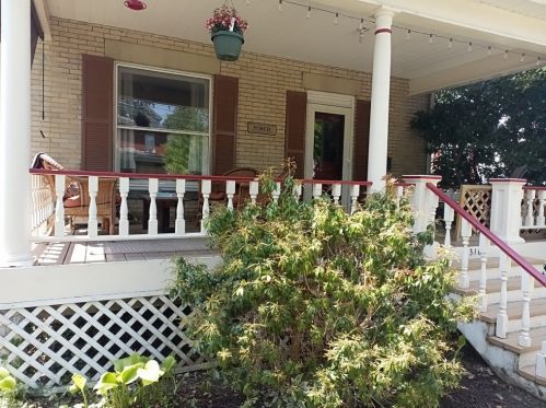 316 Woodland Ave, Grove City, PA 16127-1822