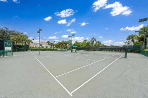 6801 Satinleaf Rd, Naples FL  34109-7187 exterior