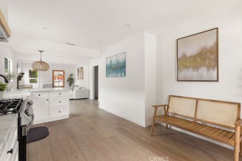 596 Mountain View St, Altadena CA  91001-4921 exterior