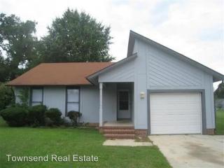 1032 Glen Reilly Dr, Fayetteville NC  28314-5613 exterior
