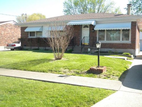 1707 Roosevelt Ave, Louisville, KY 40242-3557