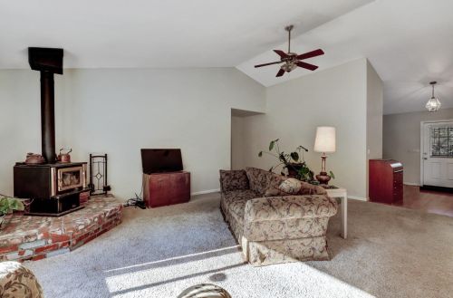 17155 Oscar Dr, Grass Valley CA  95949-7220 exterior