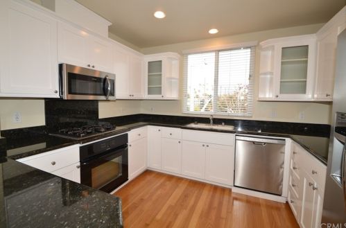 5570 190th St, Torrance CA  90503-1009 exterior