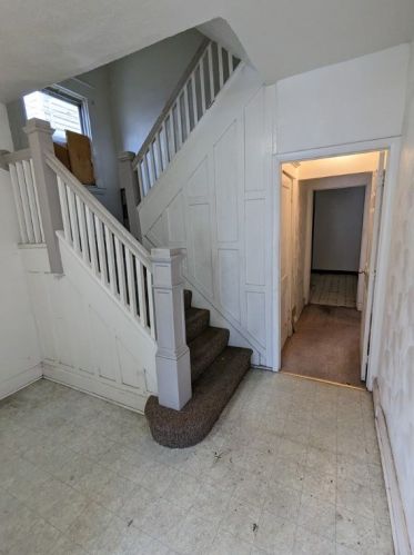 1531 Fallowfield Ave, Pittsburgh, PA 15216-3752