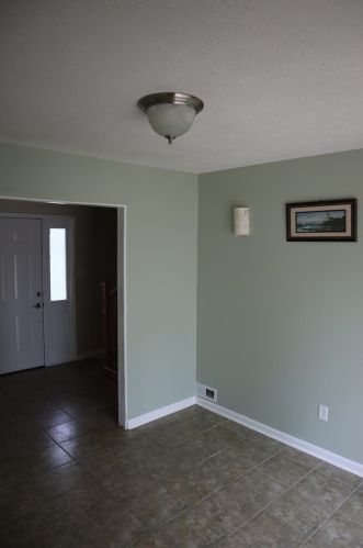 963 72nd Dr, Gary, IN 46410-3867