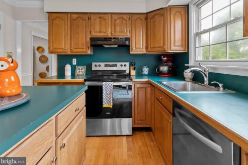 20 Hedgerow Dr, Fairless Hills PA  19030-4022 exterior
