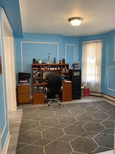 87-65 95th St, Jamaica NY  11421-2216 exterior