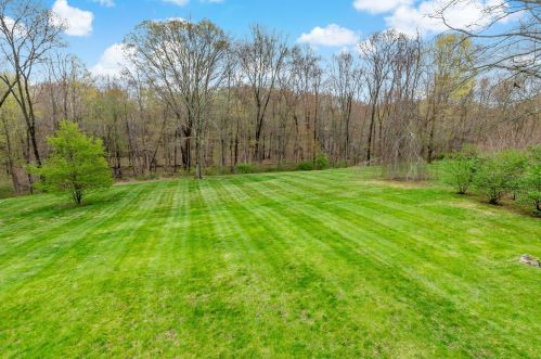 1209 Oenoke Rdg, New Canaan CT  06840-2613 exterior