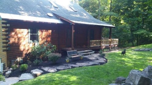 890 Bunker Hill Dr, Macedon, NY 14502-8813