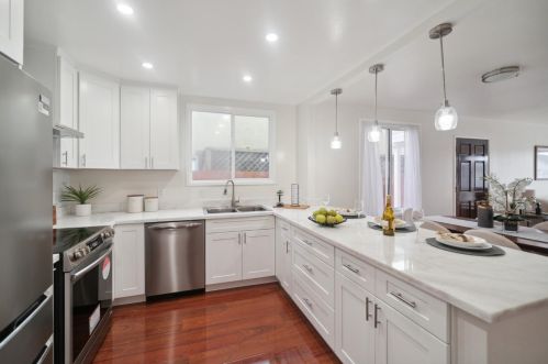 667 Skyline Dr, Daly City CA  94015-4622 exterior