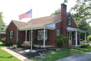 610 15th St, Kinderhook, PA 17512-2004