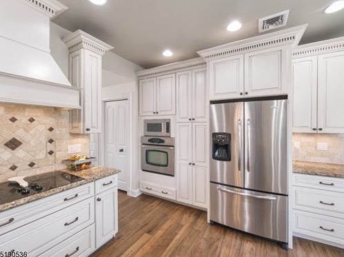 1994 Macopin Rd, West Milford NJ  07480-1932 exterior