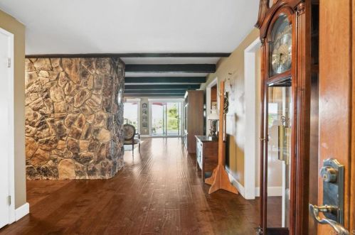 1052 Ranchito Vis, Alpine, CA 91901-2965