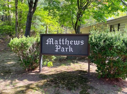 40 Matthews St, Bristol CT  06010-2952 exterior