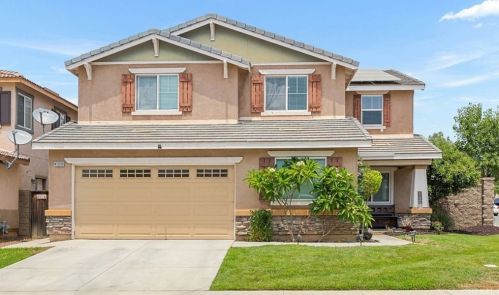 45008 Starina St, Lake Elsinore CA  92532-1515 exterior