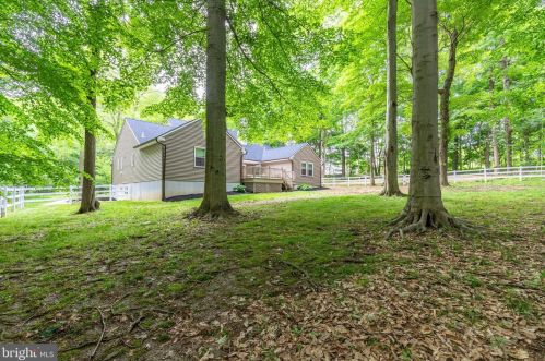 300 Williamson Way, Downingtown PA  19335-1587 exterior