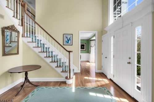 20 Stirling Rd, Bernardsville, NJ 07924-2811
