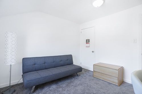 205 Macfarlane Dr, Pittsburgh PA  15235-4213 exterior