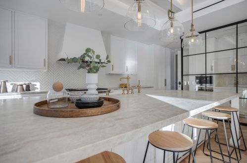 710 Cabrillo Ave, San Diego CA  92118-2030 exterior