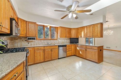 17 Brookside Dr, Mc Donald PA  15057-4401 exterior