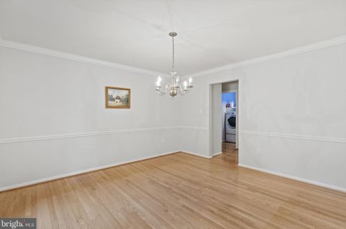 10809 Dayflower Ct, Herndon VA  20191-5109 exterior