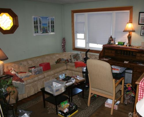 9 Sadowski Dr, Old Bridge NJ  08857-1444 exterior