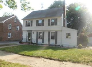 30 Eckington St, Springfield, MA 01108-2837