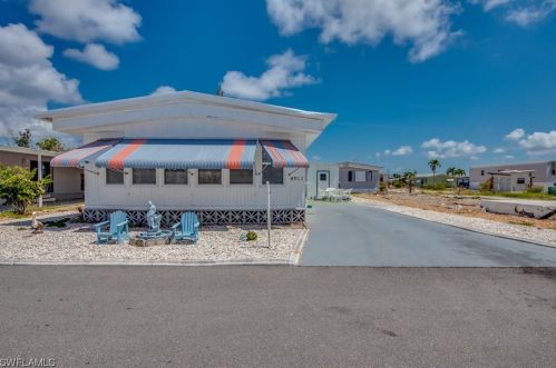 4911 Gulfgate Ln, Saint James City FL  33956-2717 exterior