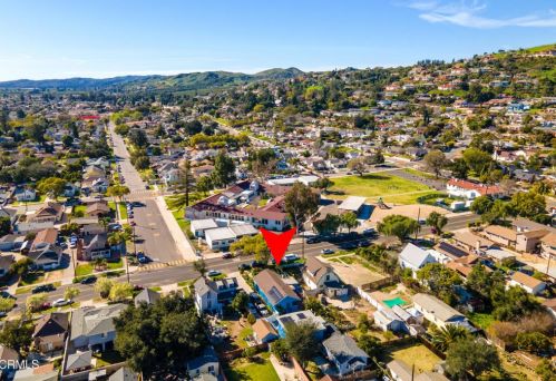 409 10th St, Santa Paula CA  93060-2123 exterior