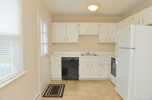 18 Laird Dr, Bristol CT  06010-2475 exterior